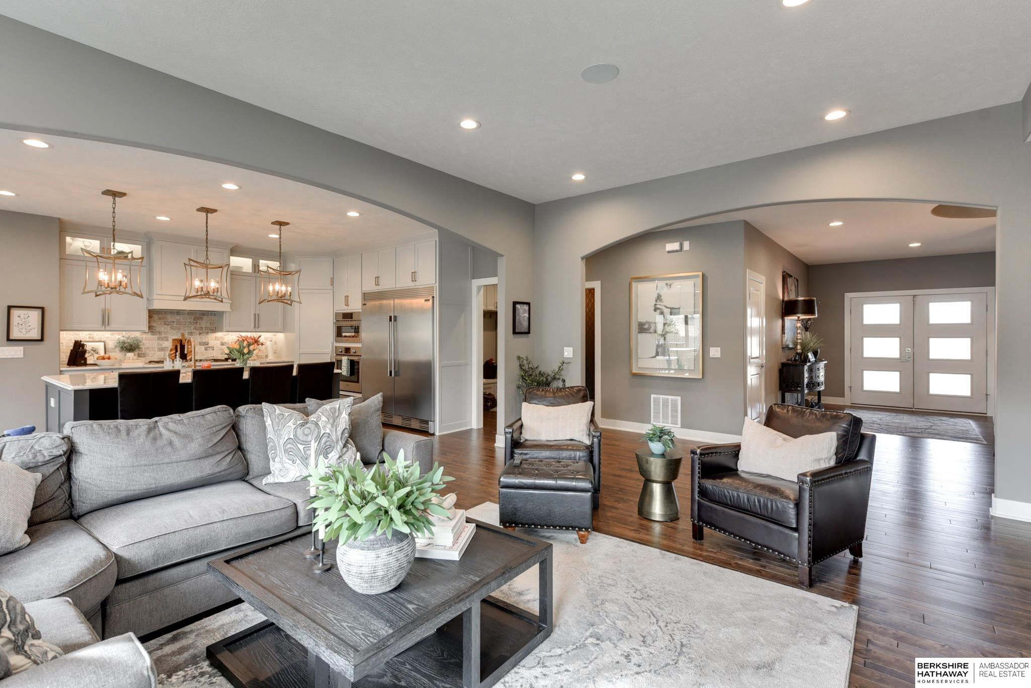 Elkhorn, Nebraska 68022, United States, 5 Bedrooms Bedrooms, ,4 BathroomsBathrooms,Residential,Active,200688