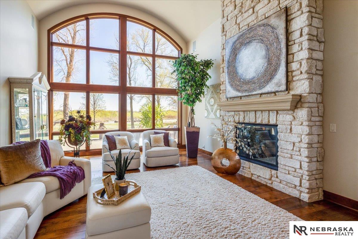 12611 Cottonwood Lane