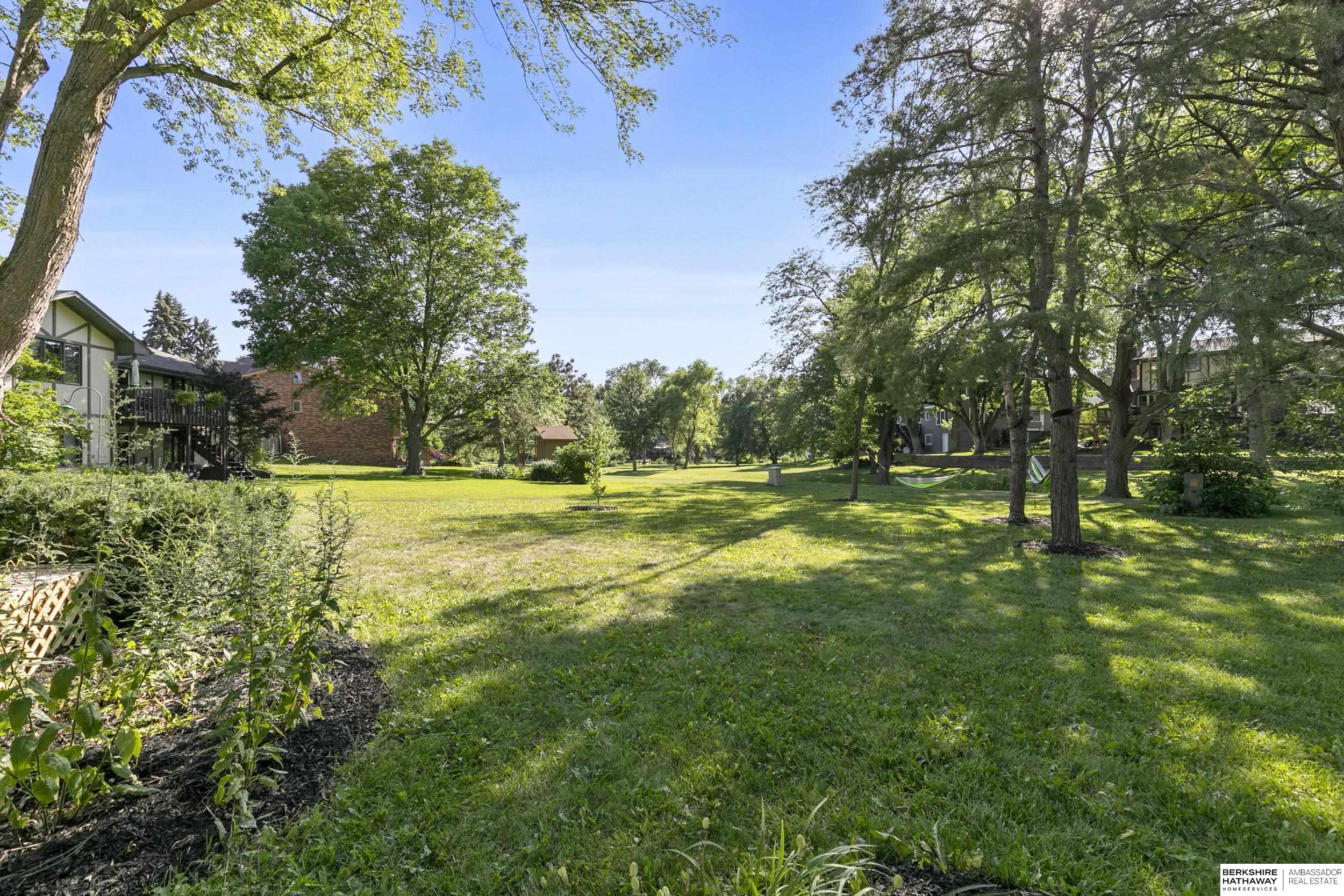 Lincoln, Nebraska 68506, United States, 4 Bedrooms Bedrooms, ,3 BathroomsBathrooms,Residential,Active,240105