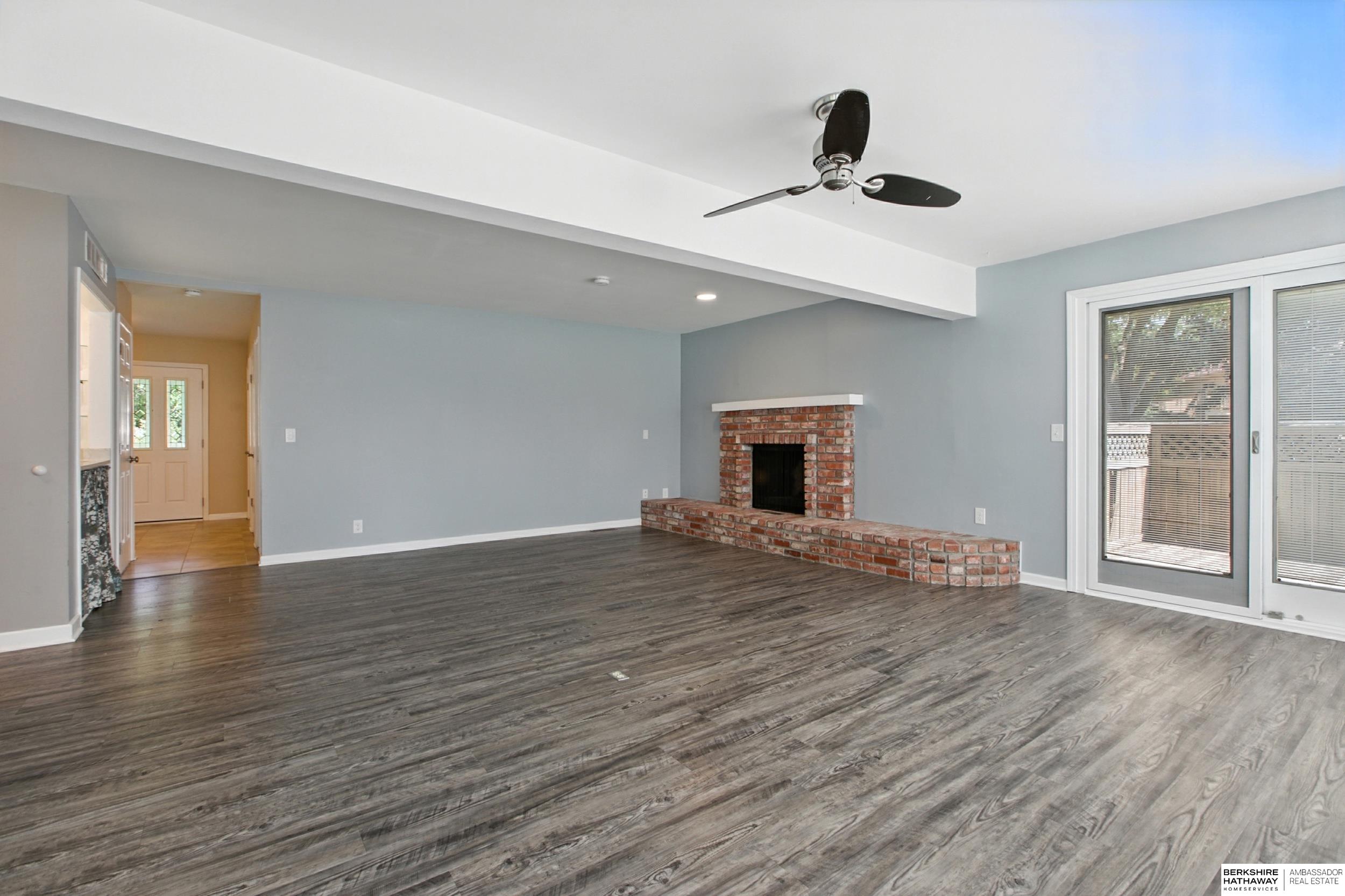 Lincoln, Nebraska 68506, United States, 4 Bedrooms Bedrooms, ,3 BathroomsBathrooms,Residential,Active,240105