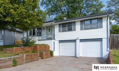 Photo of 6905 North 63rd Street, Omaha, NE 68152 (MLS # 22528433)