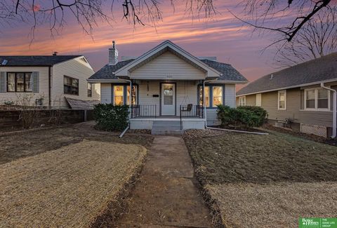 Photo of 4185 Chicago Street, Omaha, NE 68131 (MLS # 22601362)