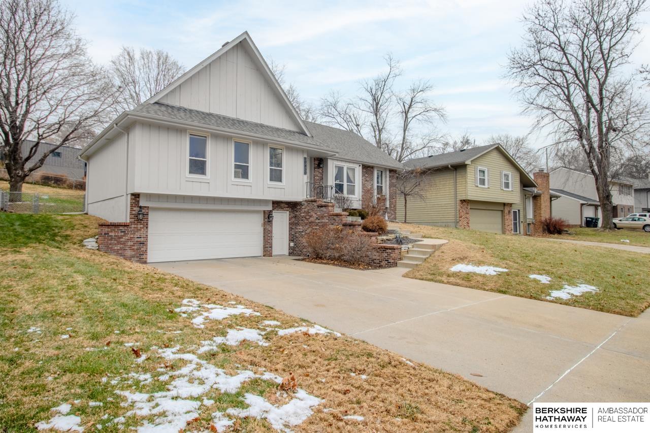 Omaha, Nebraska 68164, United States, 3 Bedrooms Bedrooms, ,3 BathroomsBathrooms,Residential,Active,254876