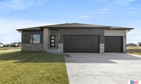 Photo of 1001 W El Alameda Street, Lincoln, NE 68523 (MLS # 22604045)