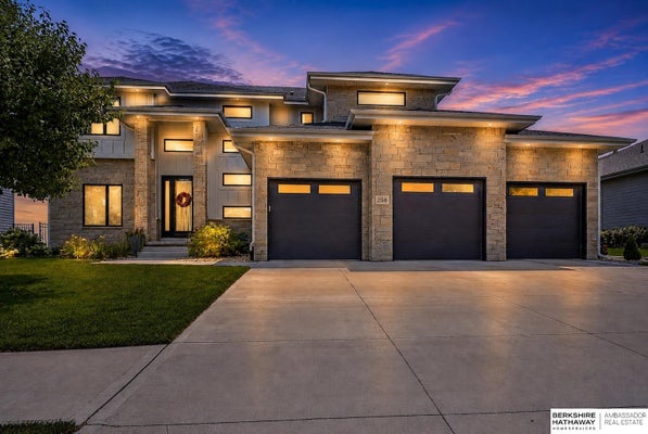 21519 GROVER ST, ELKHORN, NE 68022 - Image a16bdd105e5493882f4cc39b1fb3fcaf/265709126