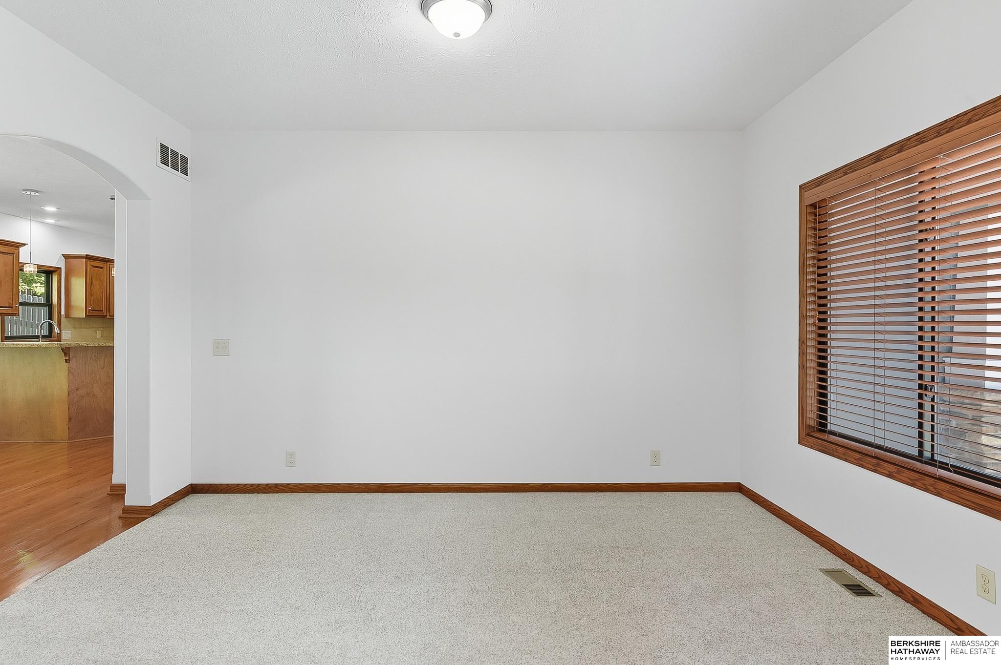 Elkhorn, Nebraska 68022, United States, 4 Bedrooms Bedrooms, ,2 BathroomsBathrooms,Residential,Active,242920