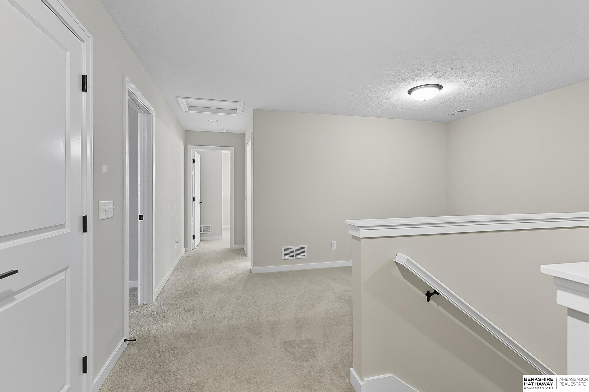 Gretna, Nebraska 68028, United States, 4 Bedrooms Bedrooms, ,3 BathroomsBathrooms,Residential,Active,220694