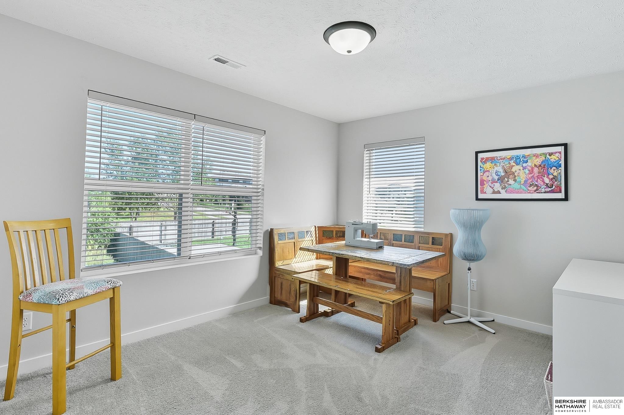 Gretna, Nebraska 68028, United States, 4 Bedrooms Bedrooms, ,3 BathroomsBathrooms,Residential,Active,220694