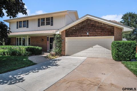 Photo of 14710 Frances Circle, Omaha, NE 68144 (MLS # 22527703)