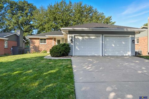 Photo of 641 N 86th Street, Lincoln, NE 68505 (MLS # 22528549)