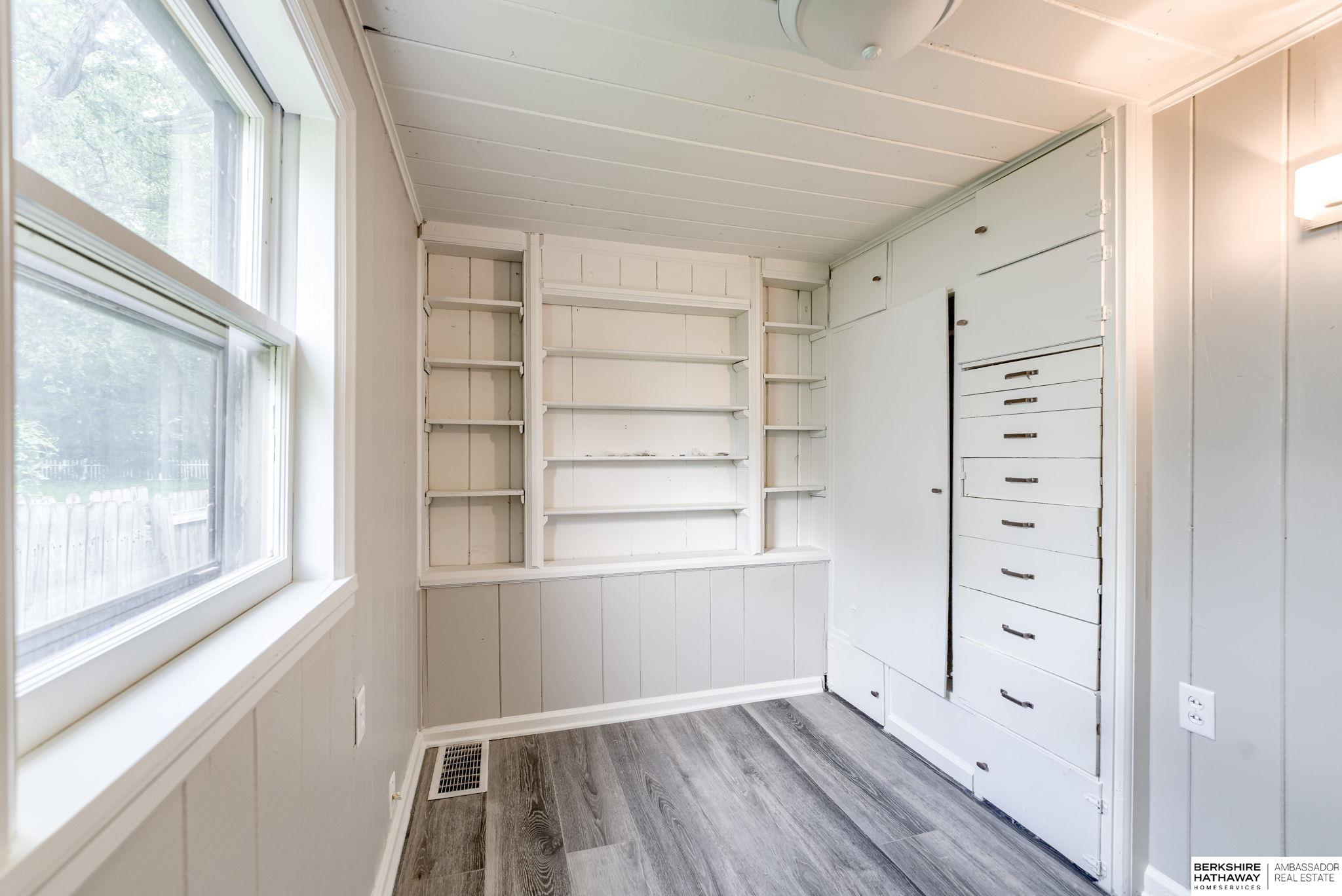 Bellevue, Nebraska 68005, United States, 4 Bedrooms Bedrooms, ,1 BathroomBathrooms,Residential,Active,183422