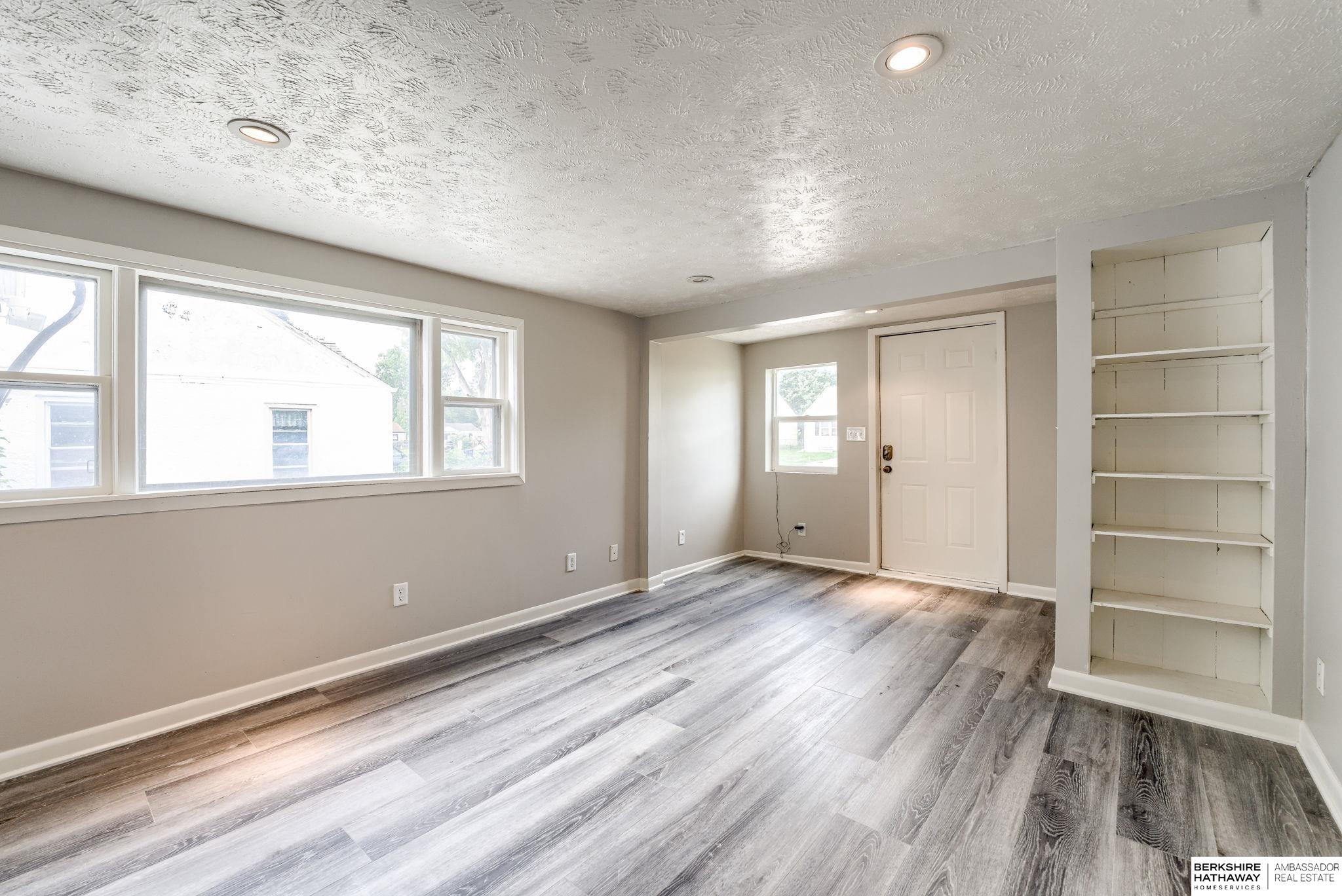 Bellevue, Nebraska 68005, United States, 4 Bedrooms Bedrooms, ,1 BathroomBathrooms,Residential,Active,183422