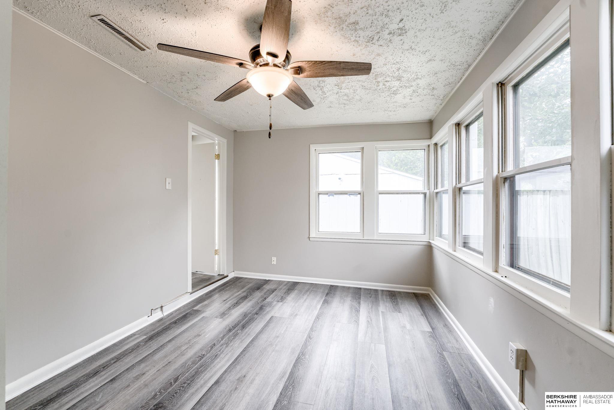 Bellevue, Nebraska 68005, United States, 4 Bedrooms Bedrooms, ,1 BathroomBathrooms,Residential,Active,183422