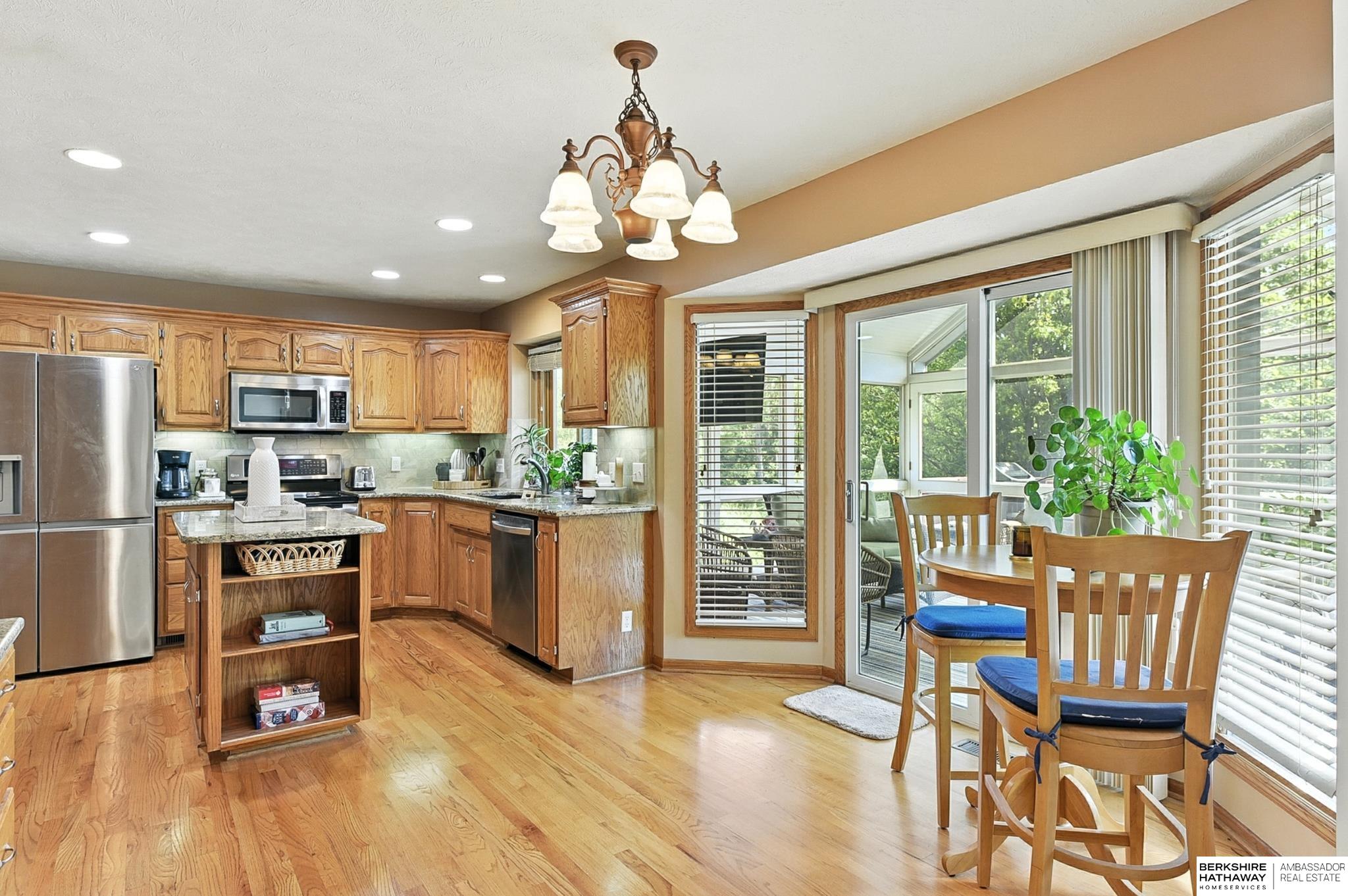 Omaha, Nebraska 68135, United States, 4 Bedrooms Bedrooms, ,3 BathroomsBathrooms,Residential,Active,196380