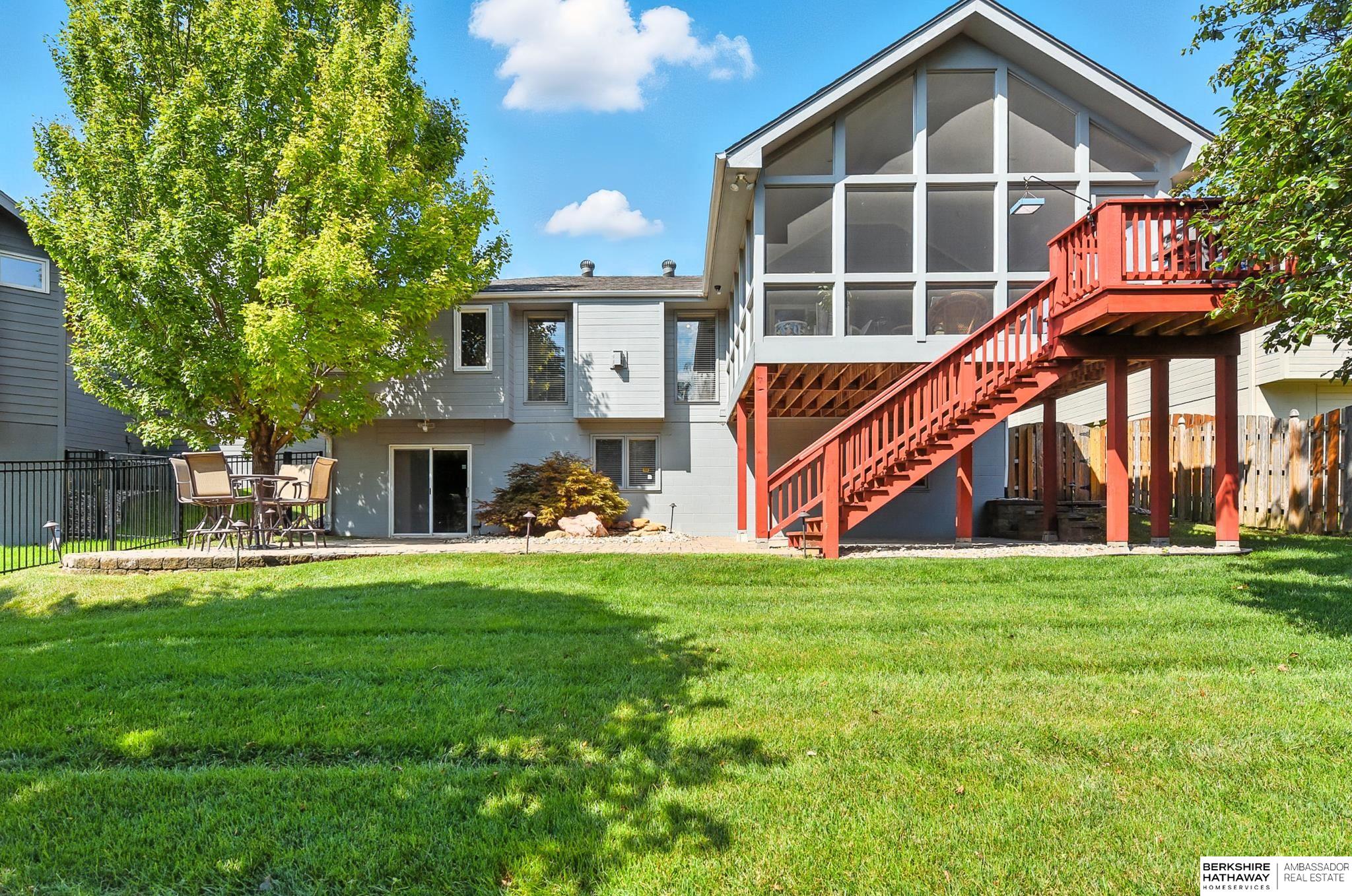 Omaha, Nebraska 68135, United States, 4 Bedrooms Bedrooms, ,3 BathroomsBathrooms,Residential,Active,196380