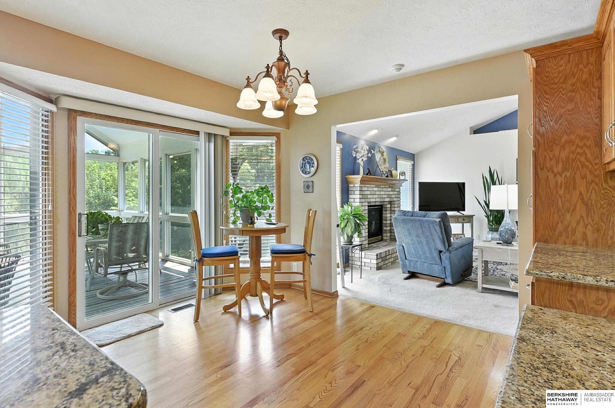 Omaha, Nebraska 68135, United States, 4 Bedrooms Bedrooms, ,3 BathroomsBathrooms,Residential,Active,196380