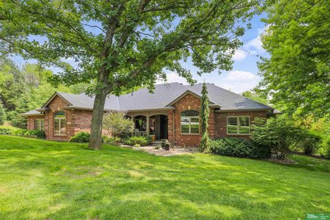 Photo of 21085 Abbey Road, Council Bluffs, IA 51503 (MLS # 22612779)