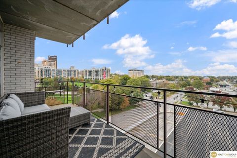 Photo of 3000 Farnam Street #4B, Omaha, NE 68131 (MLS # 22532391)