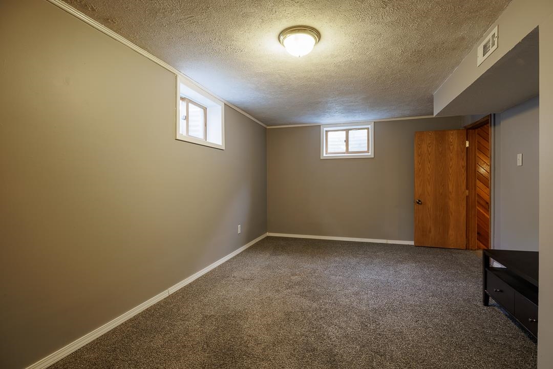 Lincoln, Nebraska 68504, United States, 3 Bedrooms Bedrooms, ,1 BathroomBathrooms,Residential,Pending,151294