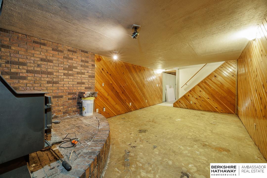 Lincoln, Nebraska 68504, United States, 3 Bedrooms Bedrooms, ,1 BathroomBathrooms,Residential,Pending,151294