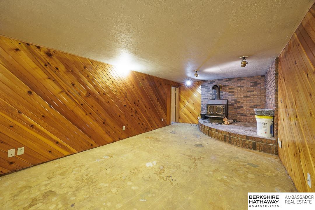 Lincoln, Nebraska 68504, United States, 3 Bedrooms Bedrooms, ,1 BathroomBathrooms,Residential,Pending,151294