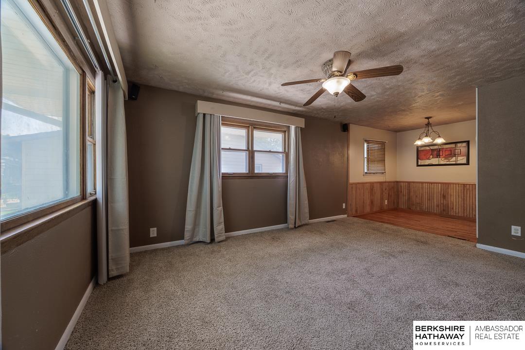 Lincoln, Nebraska 68504, United States, 3 Bedrooms Bedrooms, ,1 BathroomBathrooms,Residential,Pending,151294