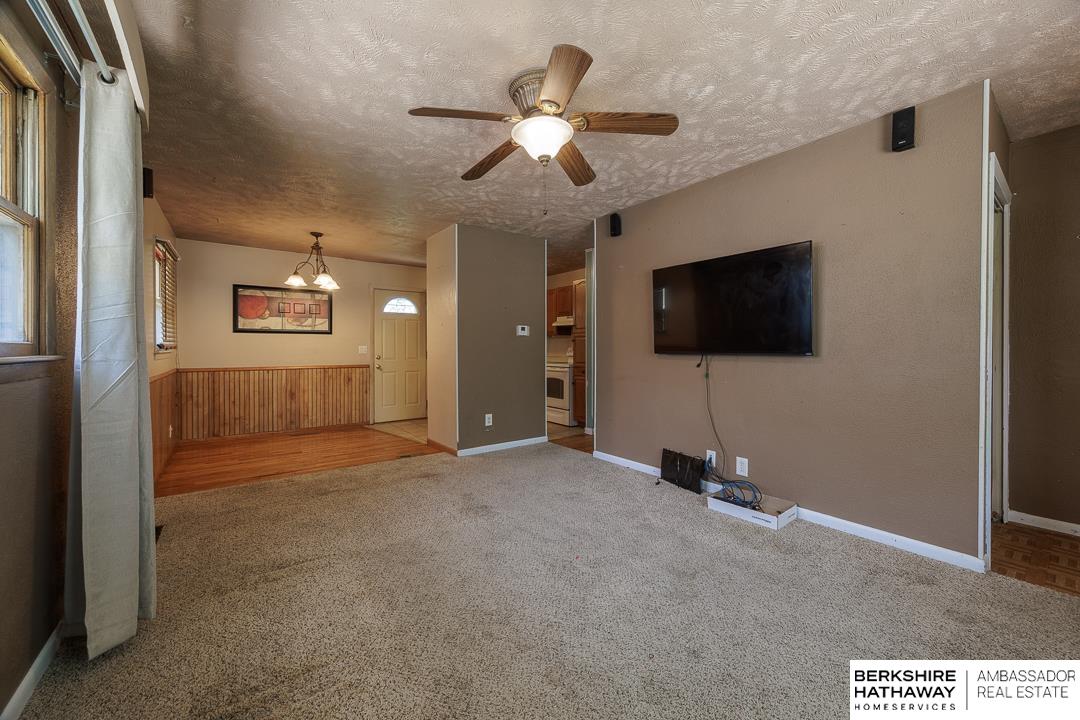 Lincoln, Nebraska 68504, United States, 3 Bedrooms Bedrooms, ,1 BathroomBathrooms,Residential,Pending,151294