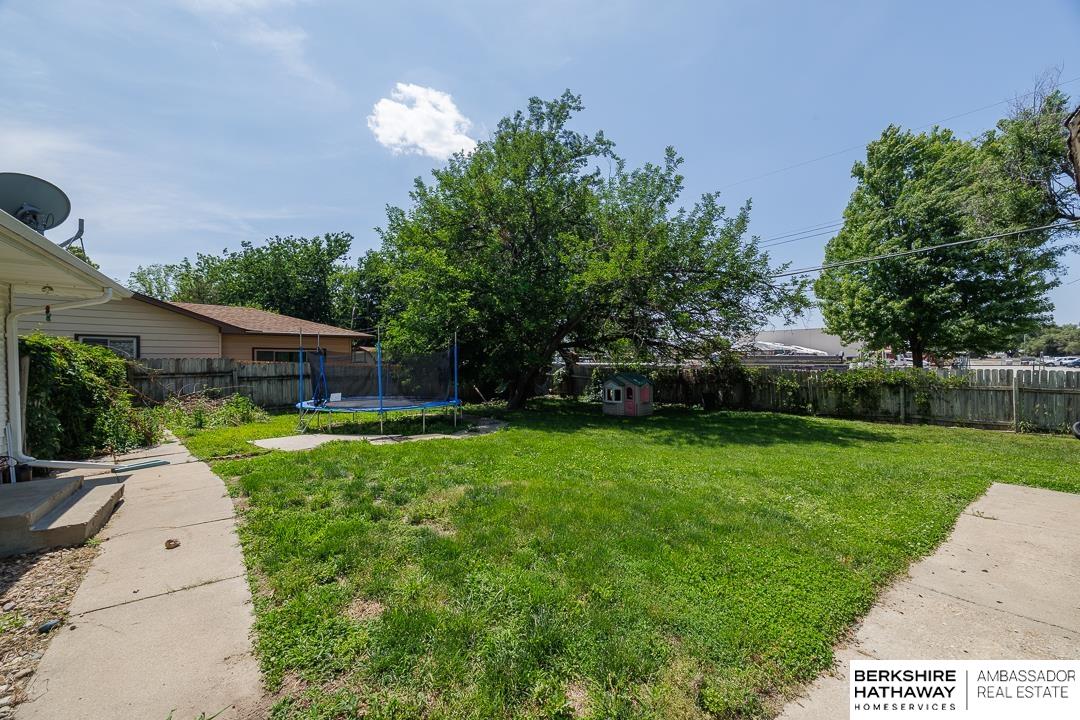 Lincoln, Nebraska 68504, United States, 3 Bedrooms Bedrooms, ,1 BathroomBathrooms,Residential,Pending,151294