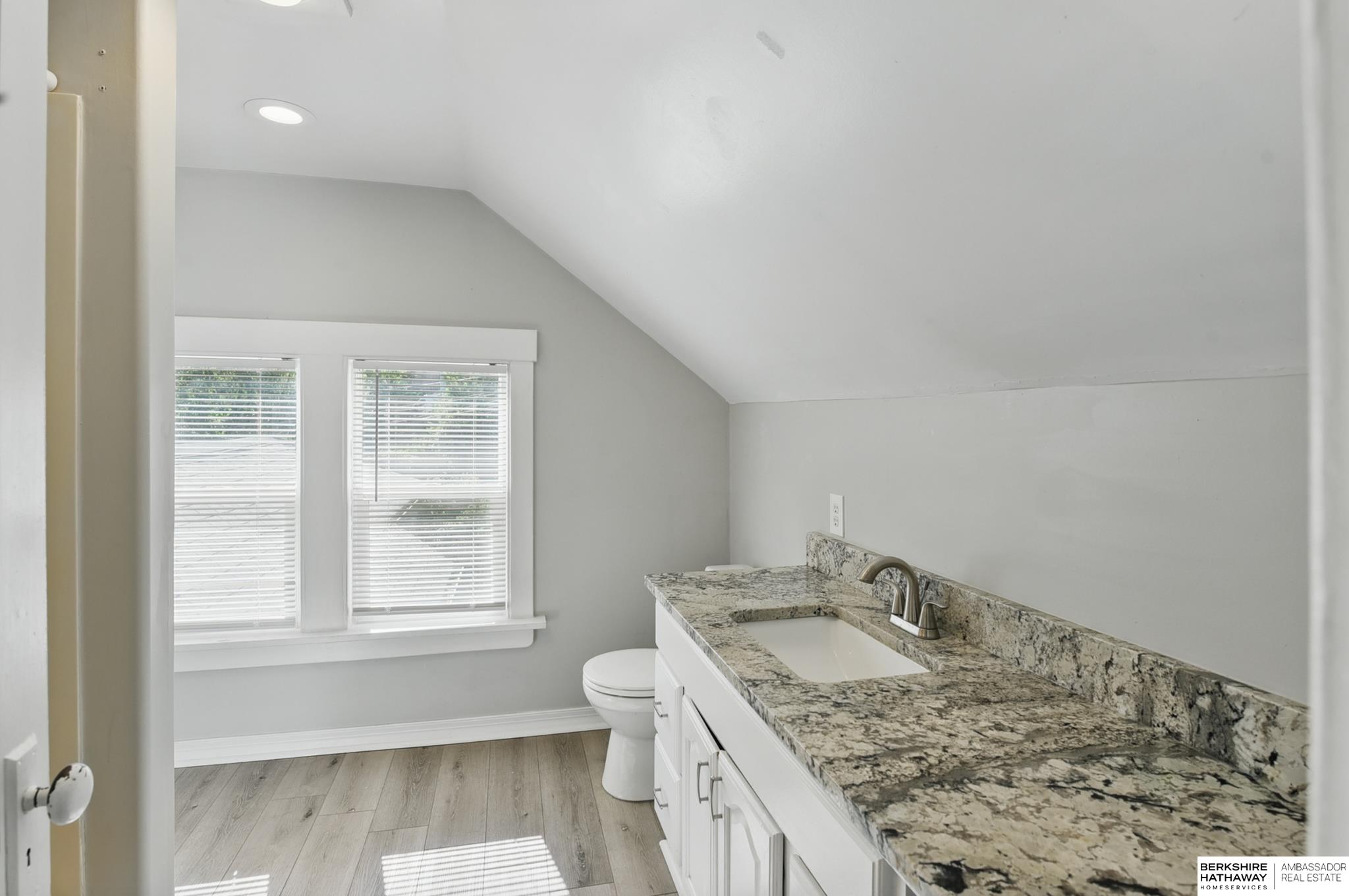 Omaha, Nebraska 68132, United States, 3 Bedrooms Bedrooms, ,3 BathroomsBathrooms,Residential,Active,126960