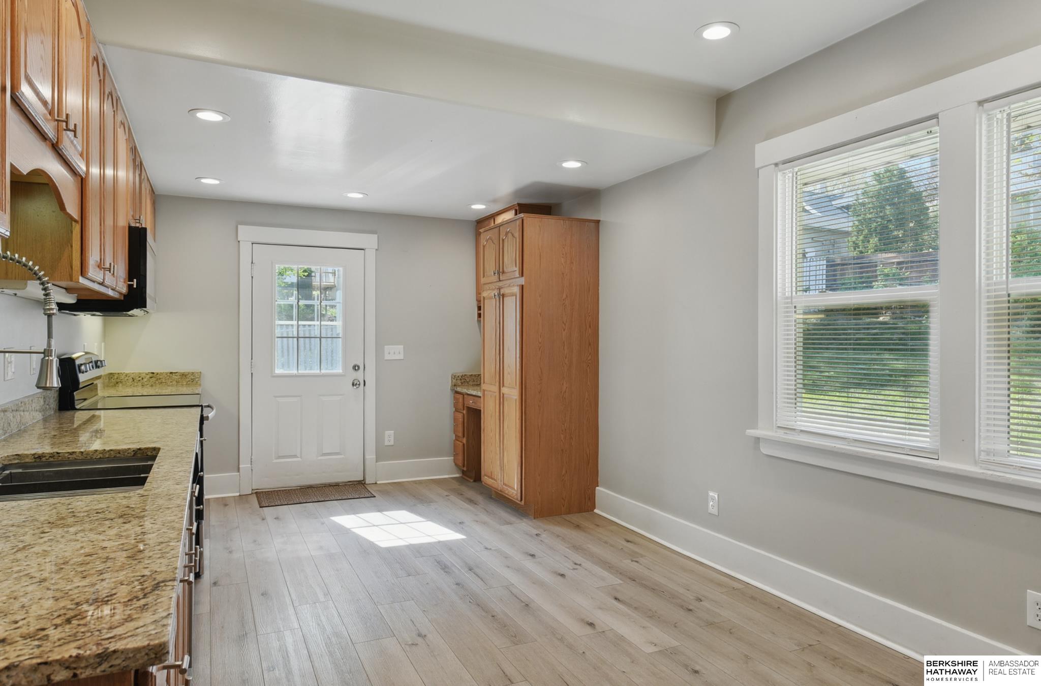 Omaha, Nebraska 68132, United States, 3 Bedrooms Bedrooms, ,3 BathroomsBathrooms,Residential,Active,126960