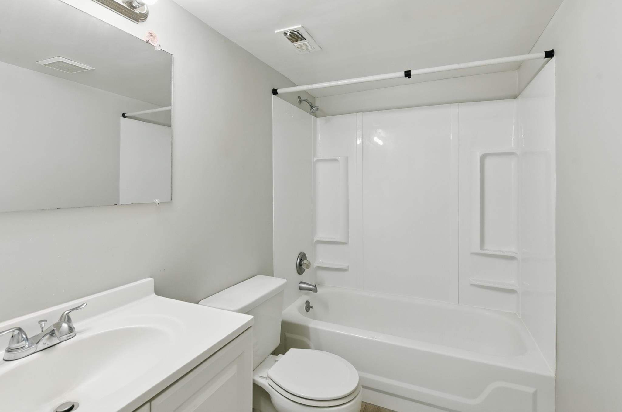 Omaha, Nebraska 68132, United States, 3 Bedrooms Bedrooms, ,3 BathroomsBathrooms,Residential,Active,126960