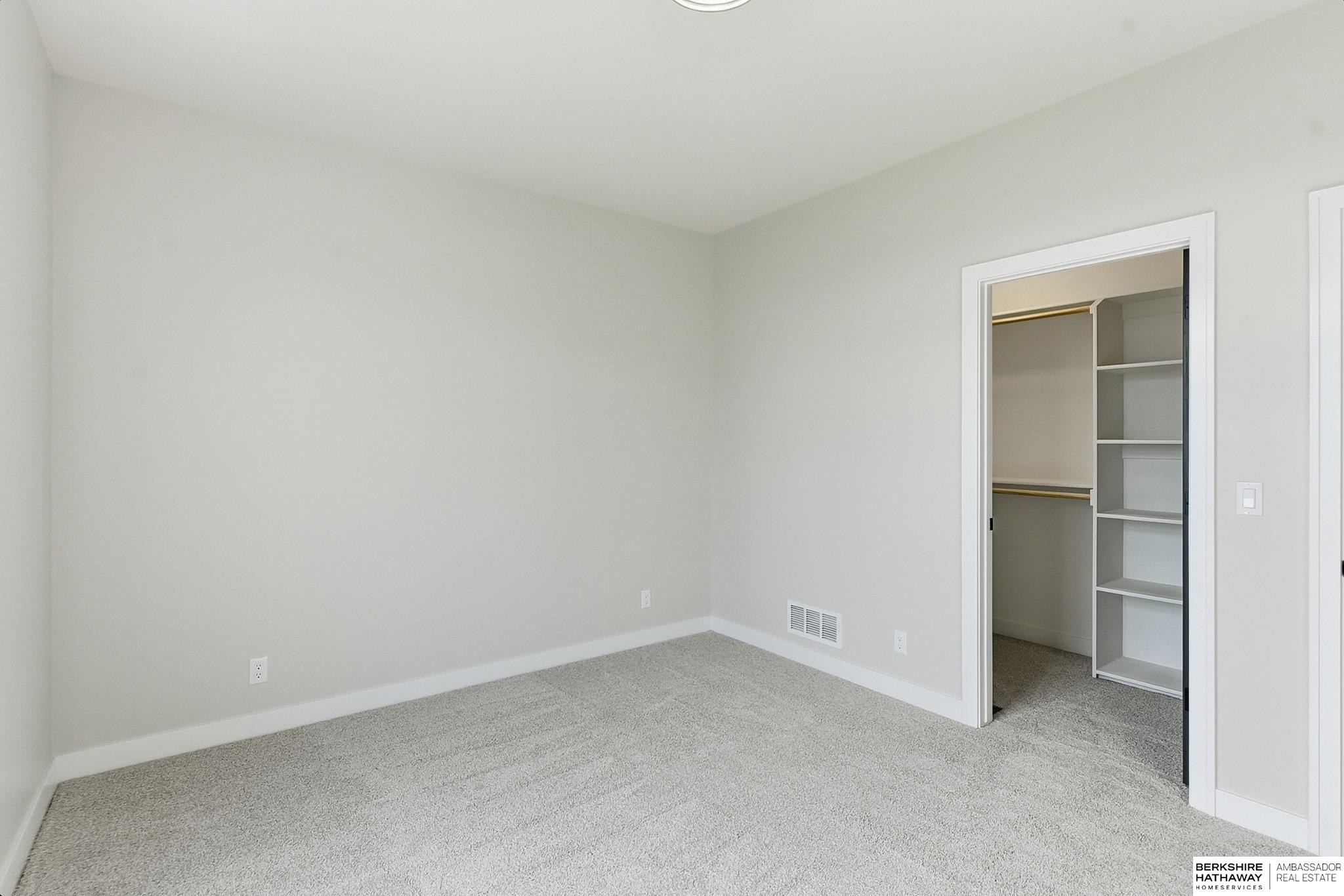 Elkhorn, Nebraska 68022, United States, 5 Bedrooms Bedrooms, ,3 BathroomsBathrooms,Residential,Active,257426