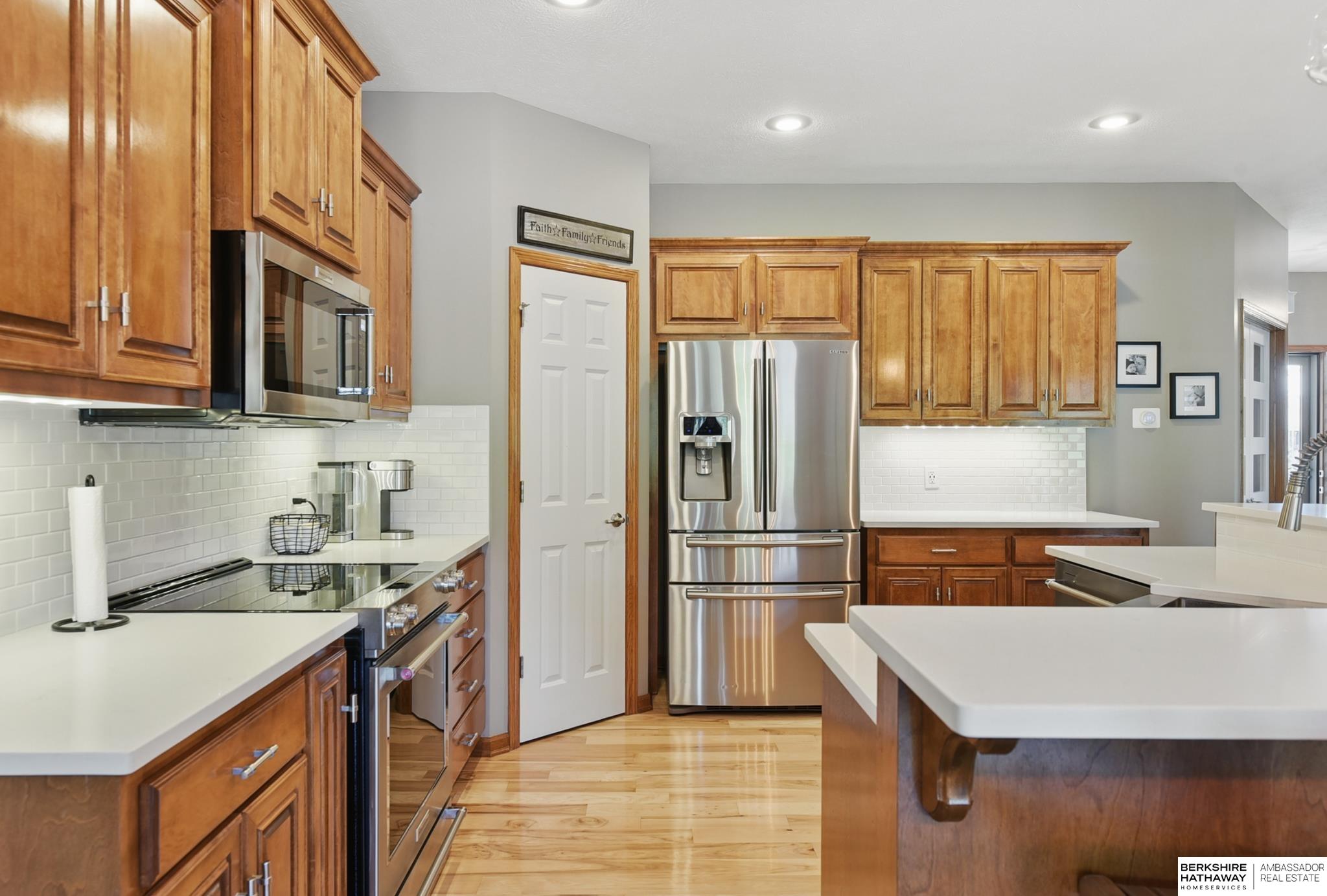 La Vista, Nebraska 68128, United States, 4 Bedrooms Bedrooms, ,3 BathroomsBathrooms,Residential,Active,130092