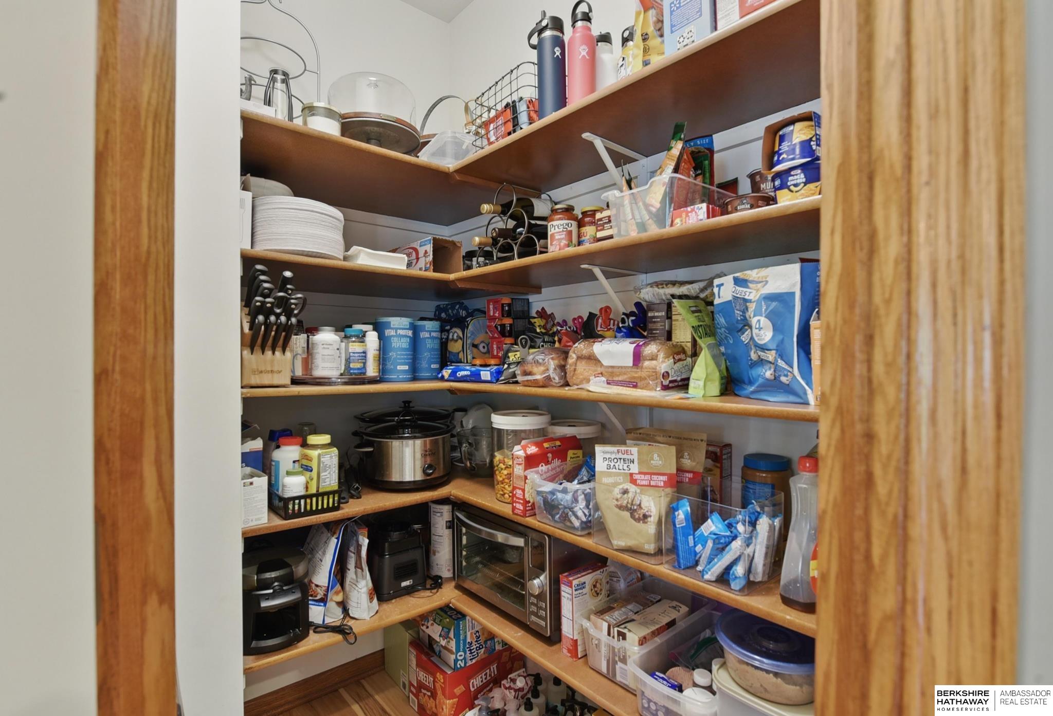 La Vista, Nebraska 68128, United States, 4 Bedrooms Bedrooms, ,3 BathroomsBathrooms,Residential,Active,130092