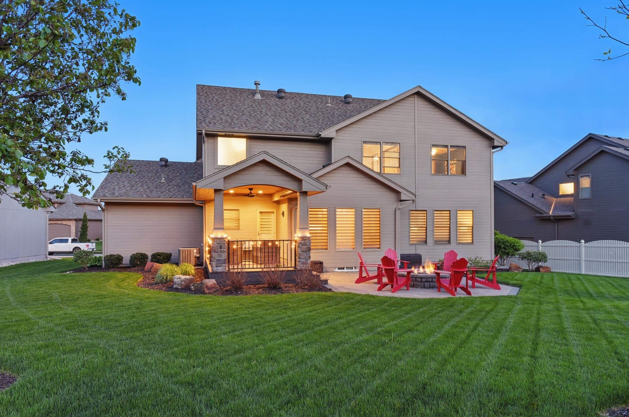 La Vista, Nebraska 68128, United States, 4 Bedrooms Bedrooms, ,3 BathroomsBathrooms,Residential,Active,130092