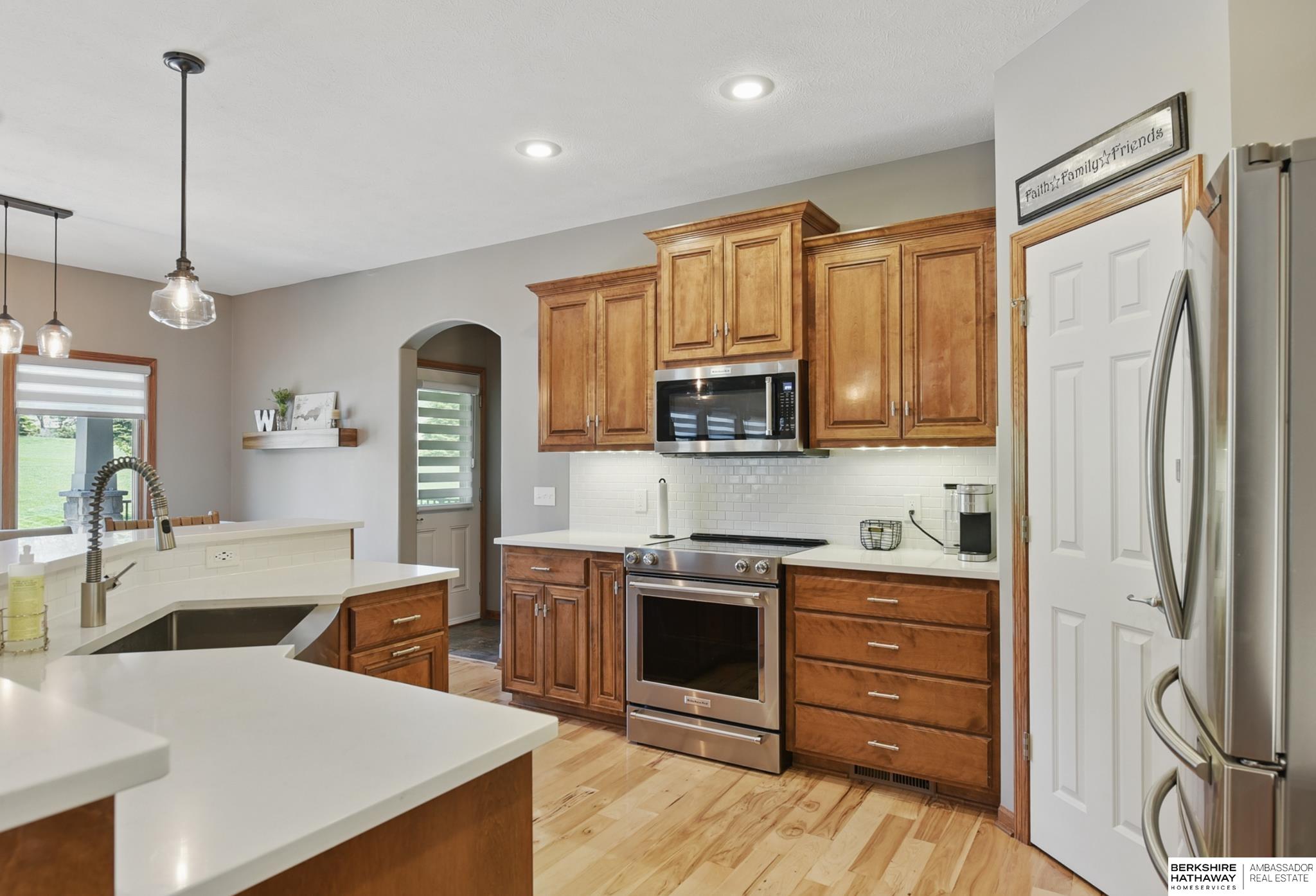 La Vista, Nebraska 68128, United States, 4 Bedrooms Bedrooms, ,3 BathroomsBathrooms,Residential,Active,130092