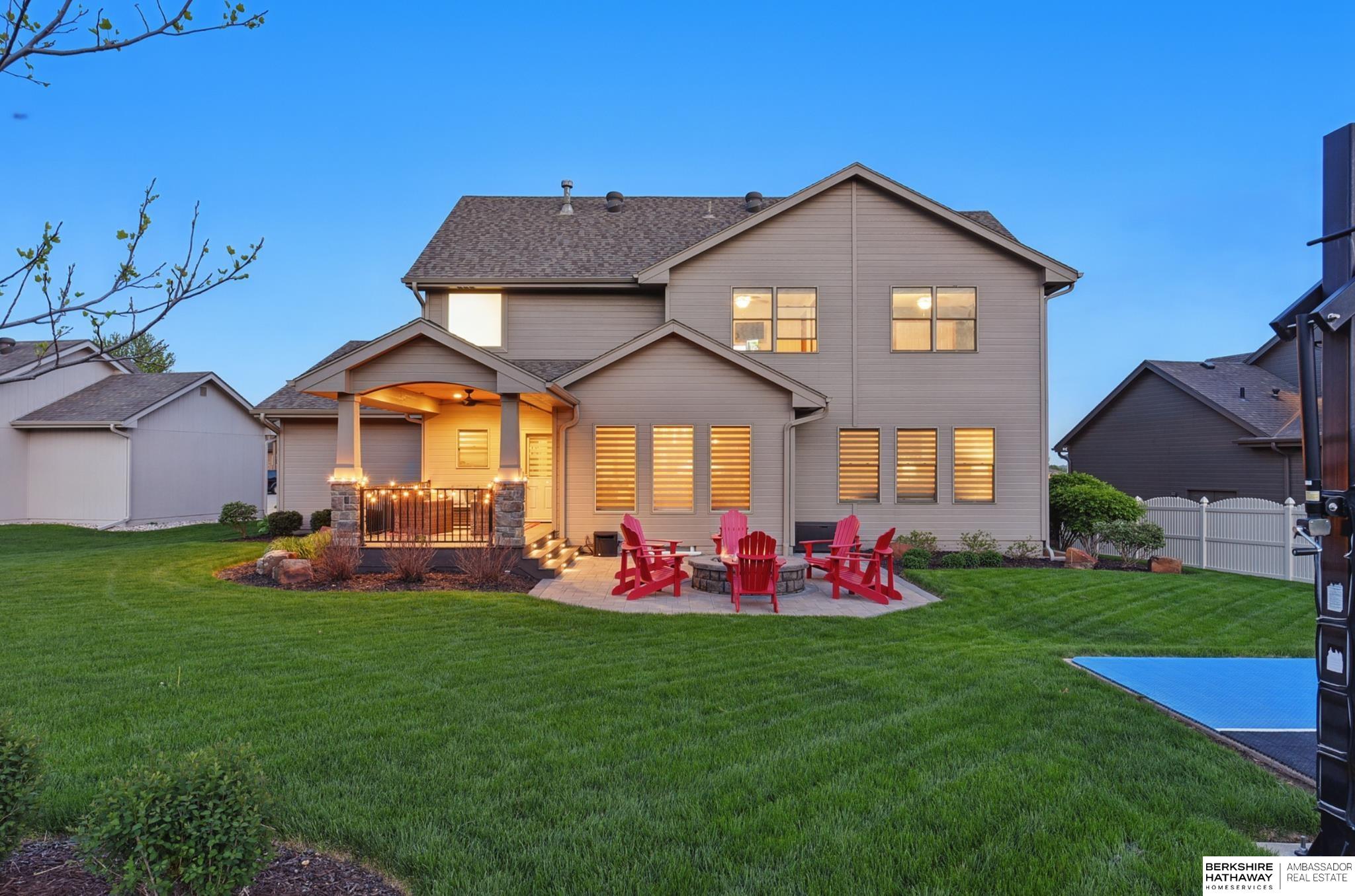 La Vista, Nebraska 68128, United States, 4 Bedrooms Bedrooms, ,3 BathroomsBathrooms,Residential,Active,130092