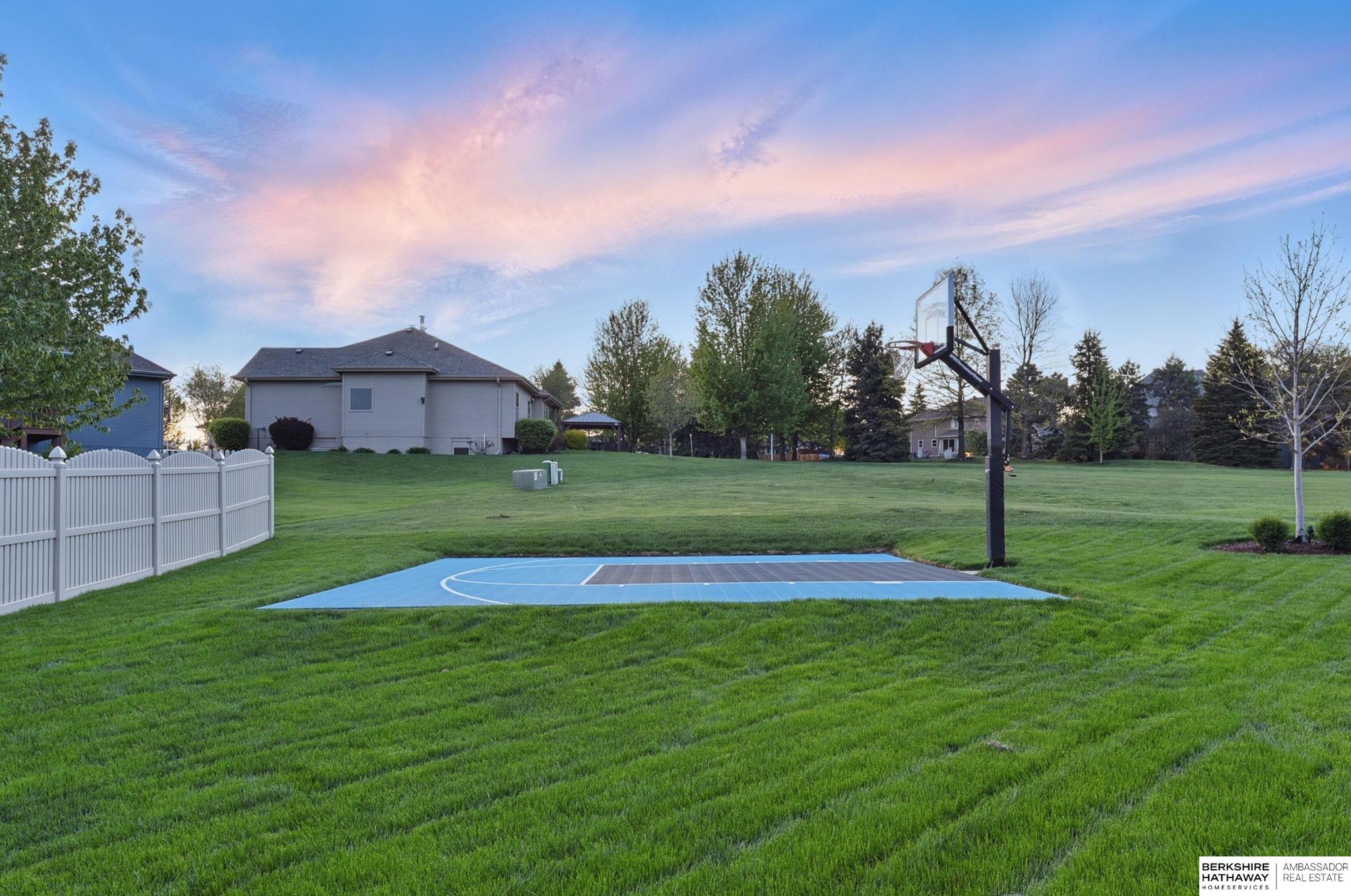 La Vista, Nebraska 68128, United States, 4 Bedrooms Bedrooms, ,3 BathroomsBathrooms,Residential,Active,130092