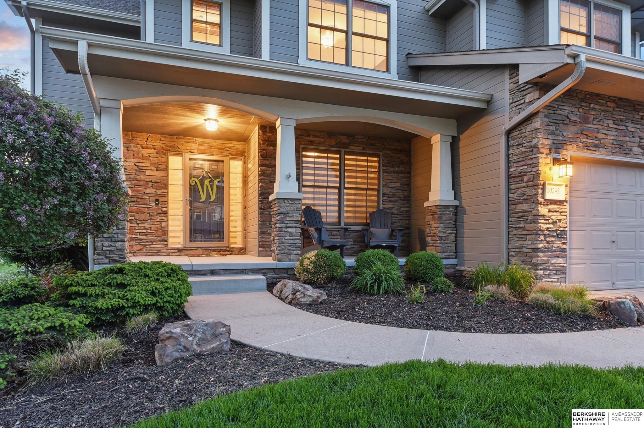 La Vista, Nebraska 68128, United States, 4 Bedrooms Bedrooms, ,3 BathroomsBathrooms,Residential,Active,130092