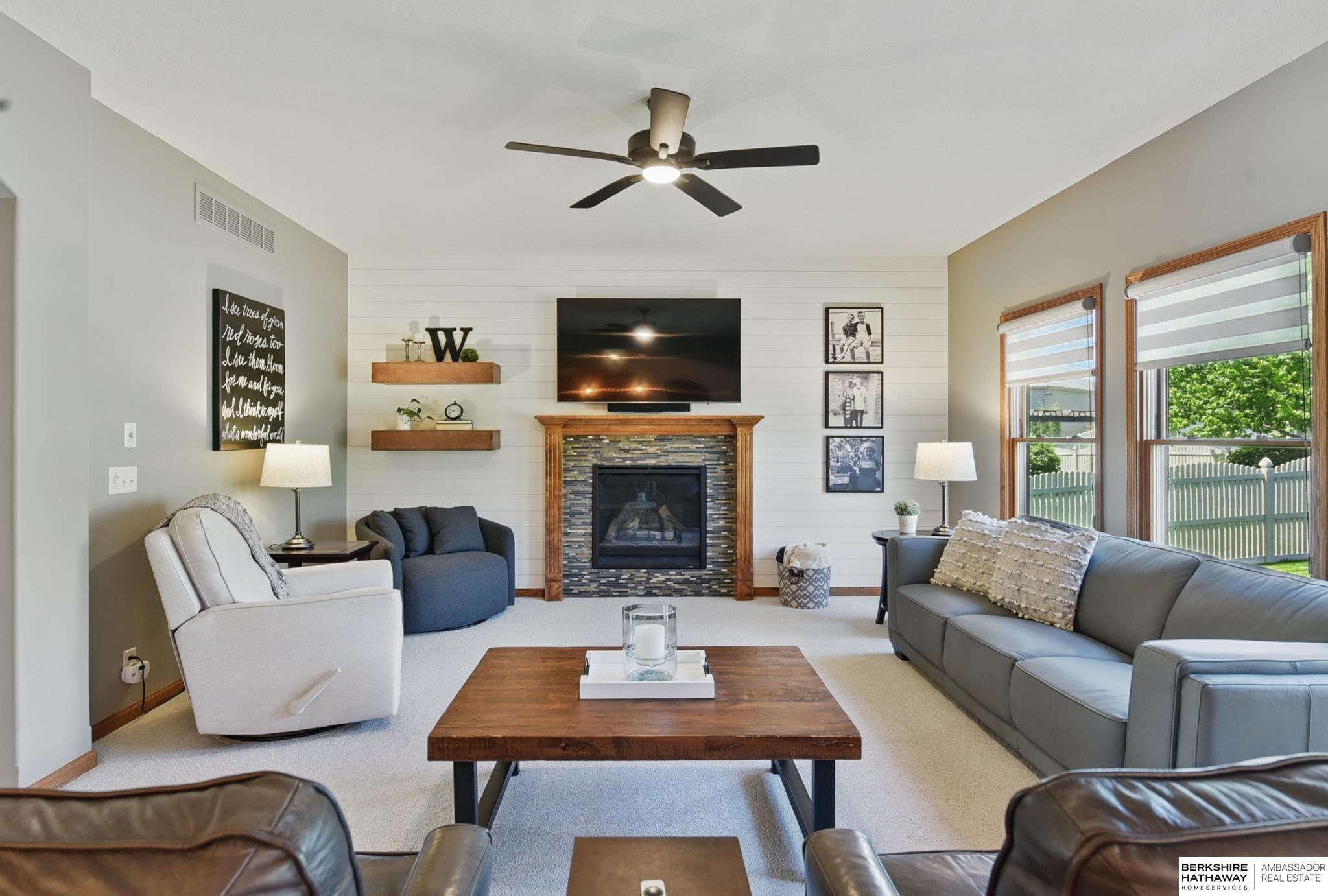 La Vista, Nebraska 68128, United States, 4 Bedrooms Bedrooms, ,3 BathroomsBathrooms,Residential,Active,130092