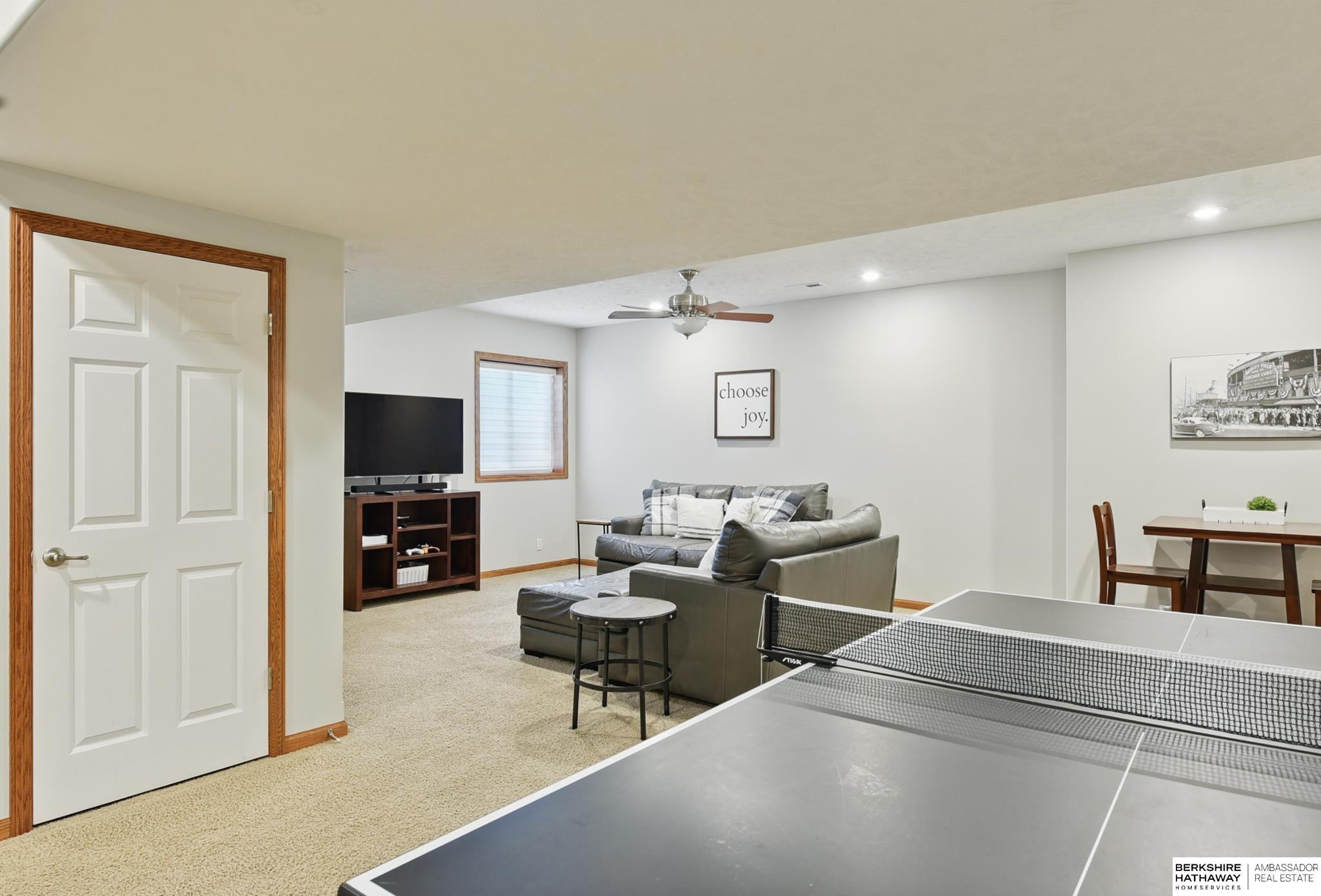 La Vista, Nebraska 68128, United States, 4 Bedrooms Bedrooms, ,3 BathroomsBathrooms,Residential,Active,130092