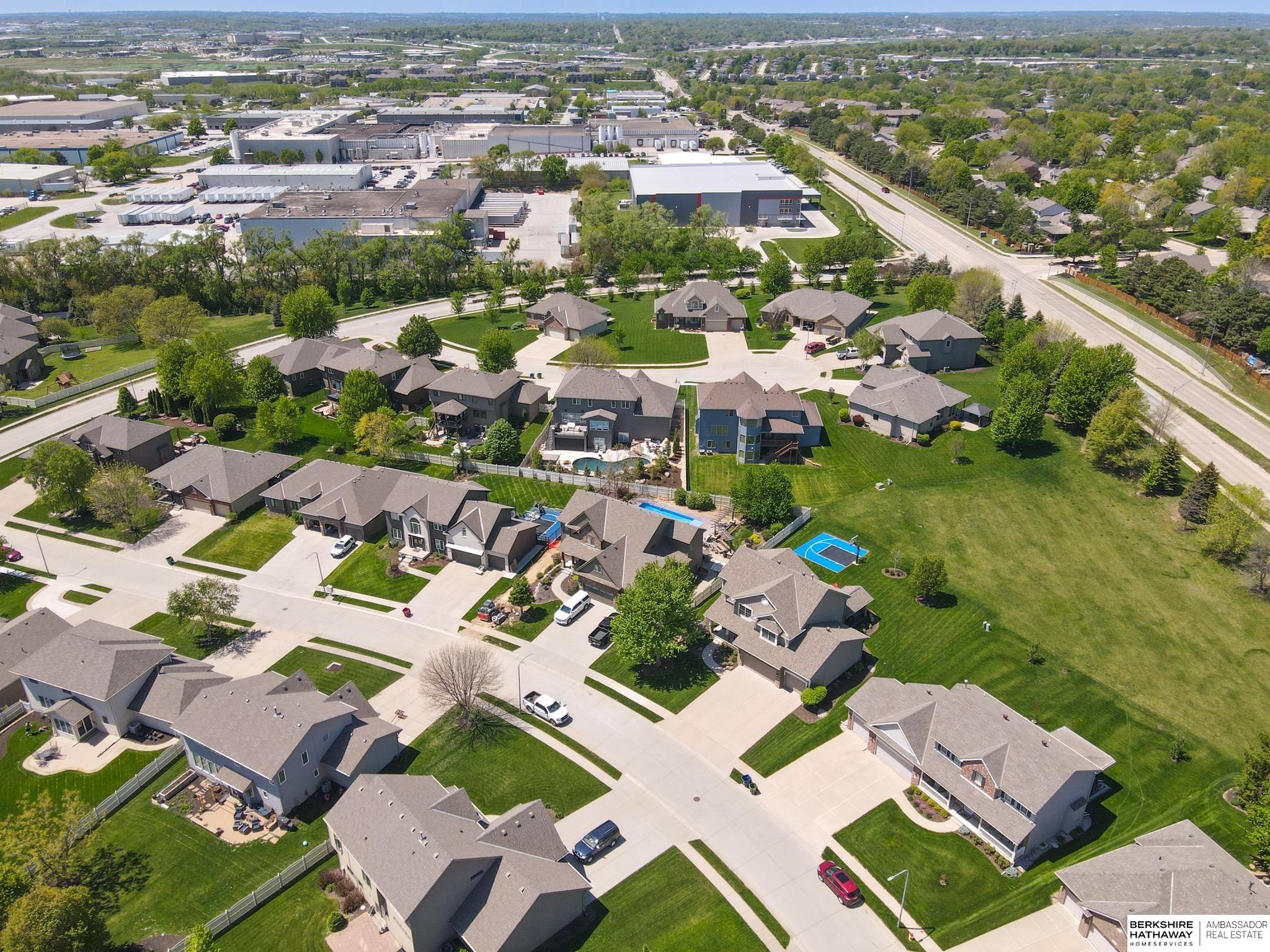 La Vista, Nebraska 68128, United States, 4 Bedrooms Bedrooms, ,3 BathroomsBathrooms,Residential,Active,130092