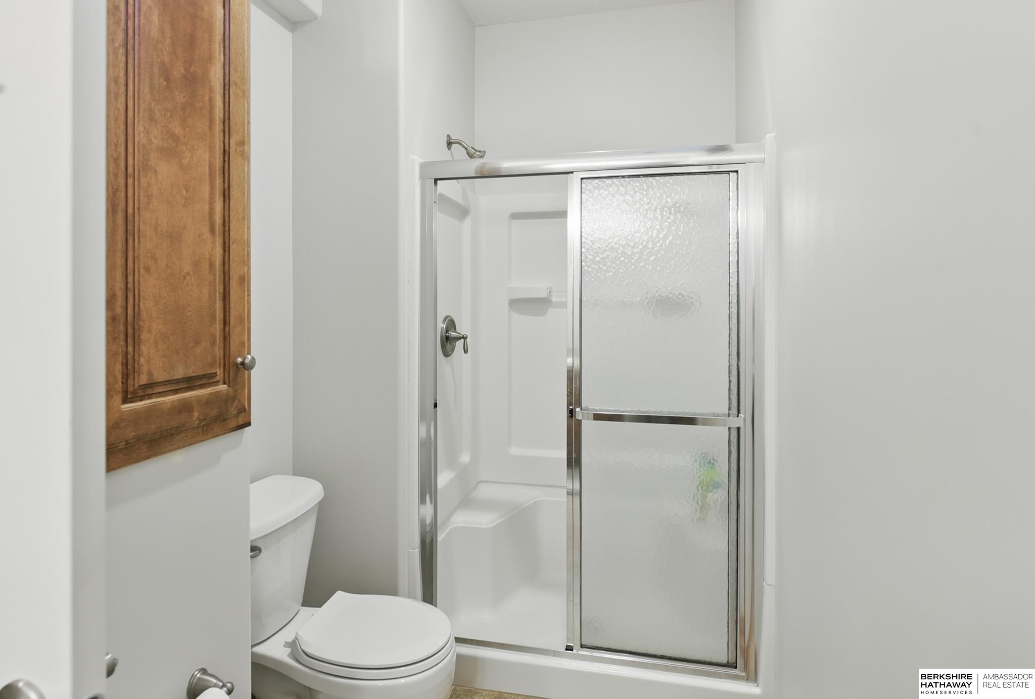 La Vista, Nebraska 68128, United States, 4 Bedrooms Bedrooms, ,3 BathroomsBathrooms,Residential,Active,130092