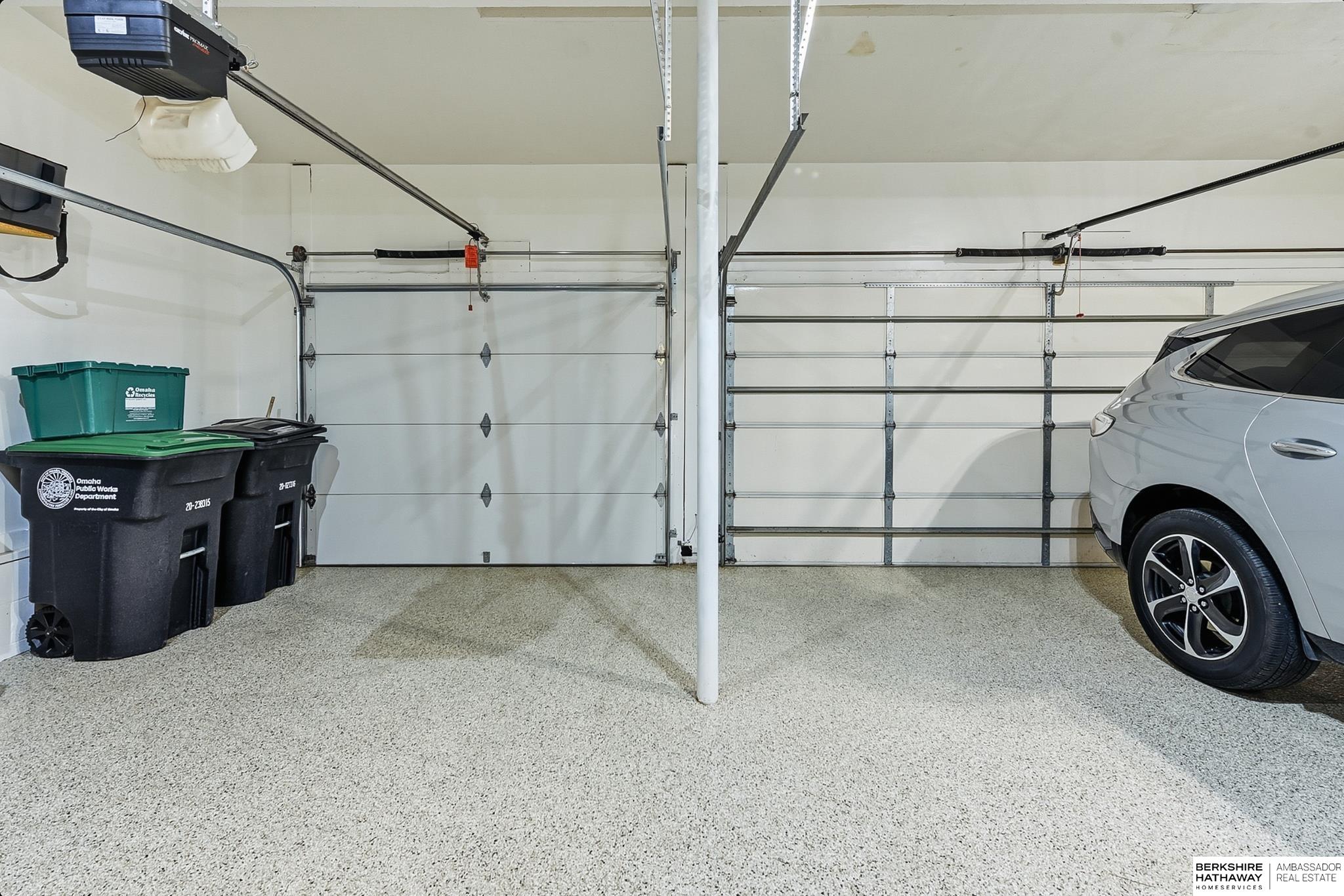 Omaha, Nebraska 68116, United States, 3 Bedrooms Bedrooms, ,3 BathroomsBathrooms,Residential,Active,253718