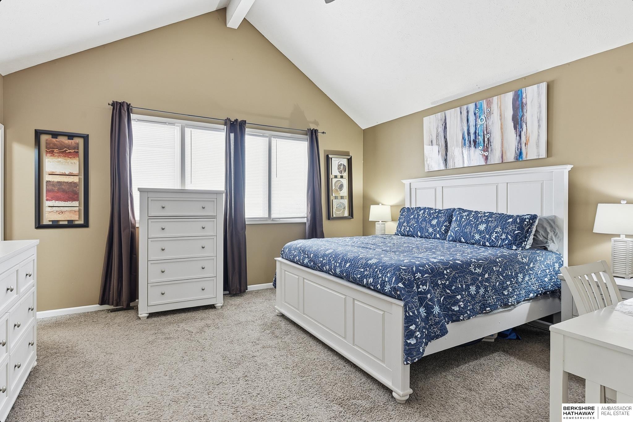 Omaha, Nebraska 68116, United States, 3 Bedrooms Bedrooms, ,3 BathroomsBathrooms,Residential,Active,253718