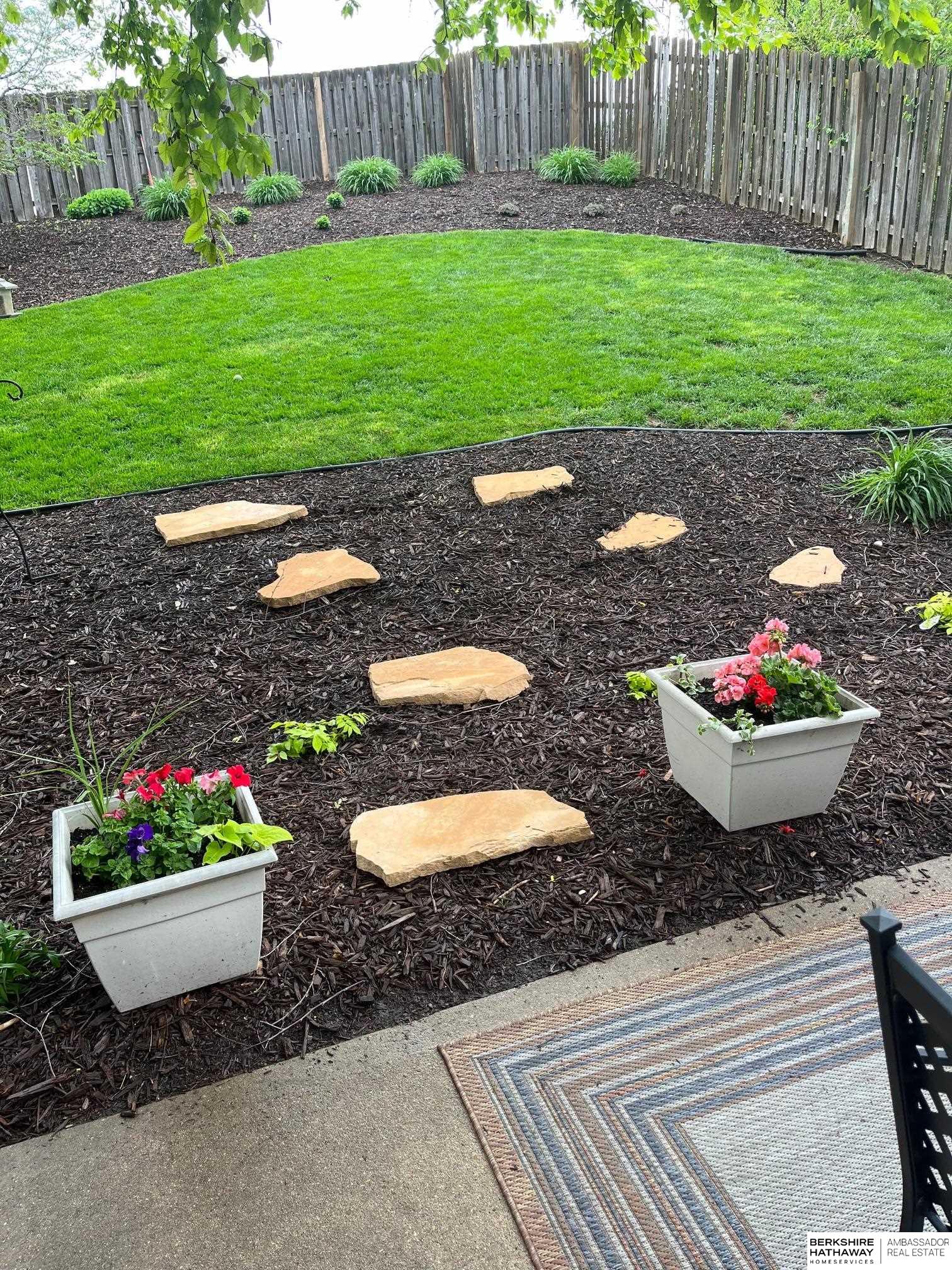 Omaha, Nebraska 68116, United States, 3 Bedrooms Bedrooms, ,3 BathroomsBathrooms,Residential,Active,253718