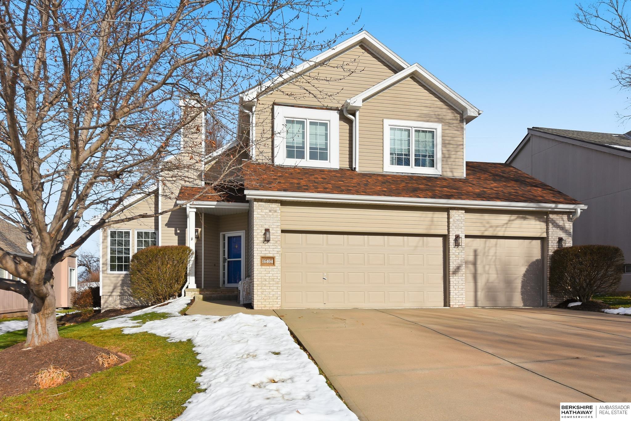 Omaha, Nebraska 68116, United States, 3 Bedrooms Bedrooms, ,3 BathroomsBathrooms,Residential,Active,253718