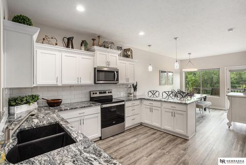 Photo of 9870 Del Rio Drive, Lincoln, NE 68516 (MLS # 22611868)