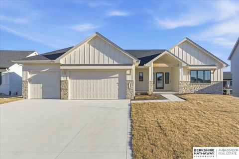 Photo of 5439 Kestrel Parkway, Elkhorn, NE 68022 (MLS # 22608533)