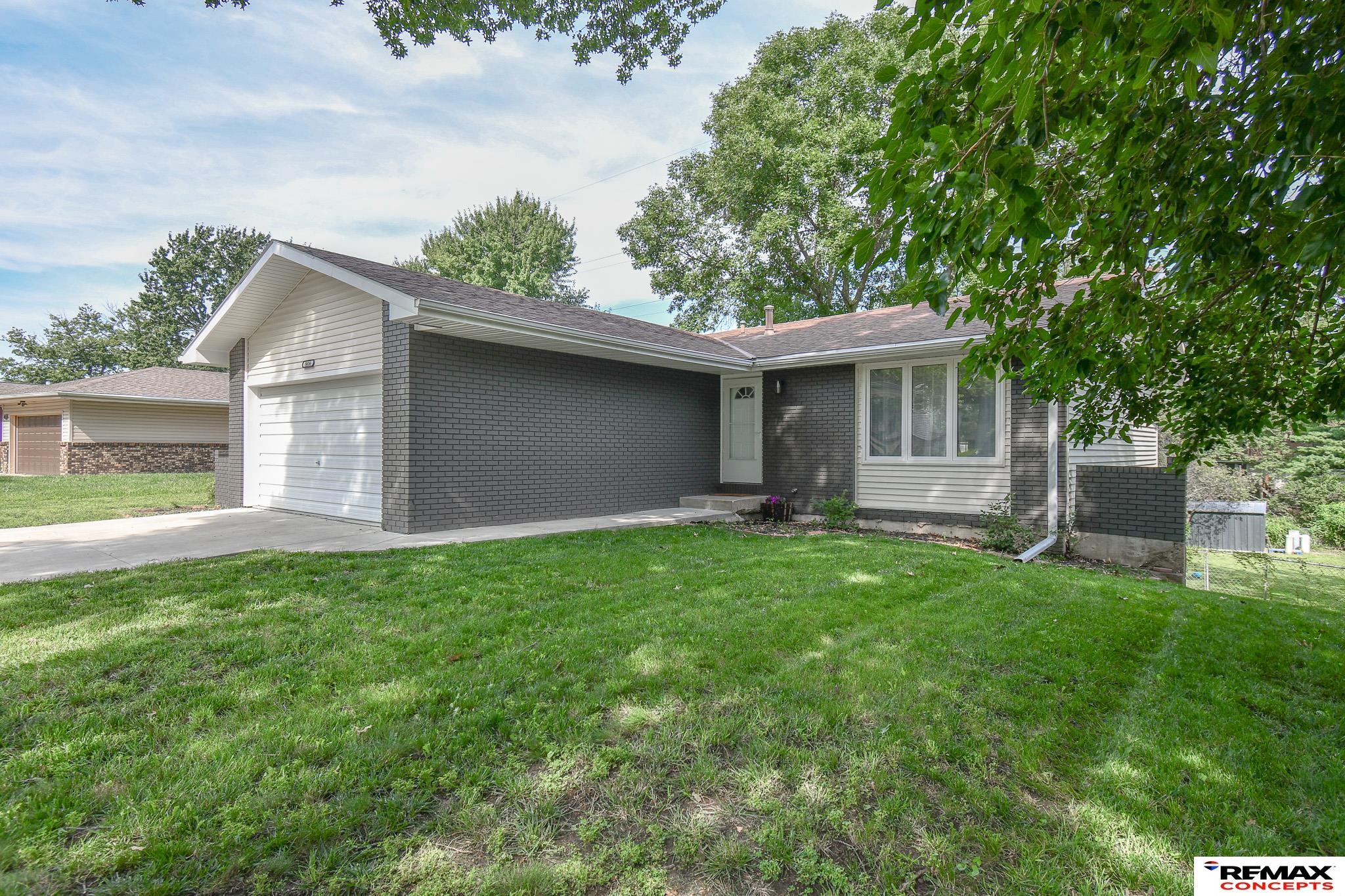 5616 Dogwood Drive